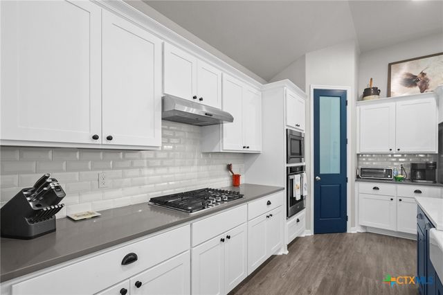 209 Flint Rock Court, Victoria, TX 77904