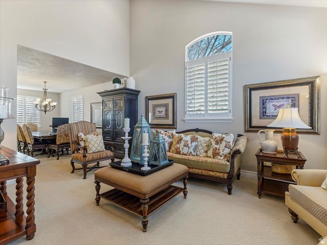 1074 E BLACK FOREST DR, Sandy, UT 84094