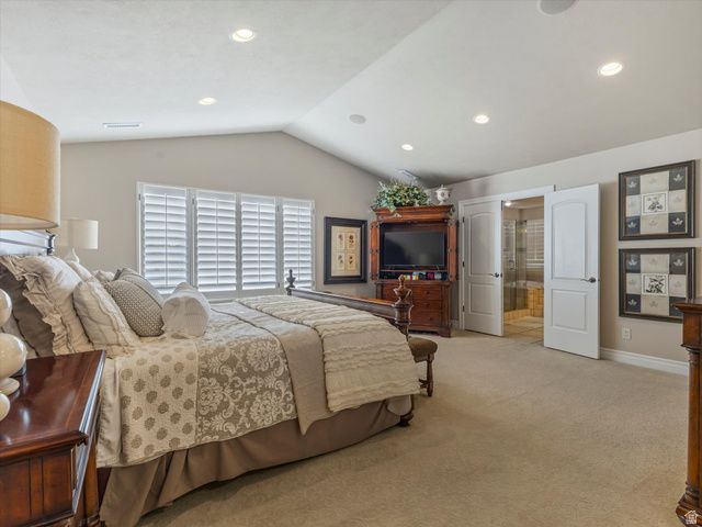 1074 E BLACK FOREST DR, Sandy, UT 84094