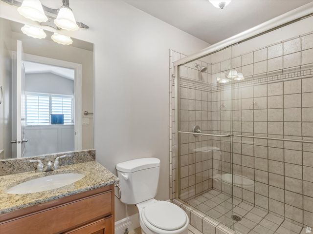 1074 E BLACK FOREST DR, Sandy, UT 84094