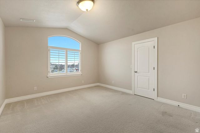 1074 E BLACK FOREST DR, Sandy, UT 84094