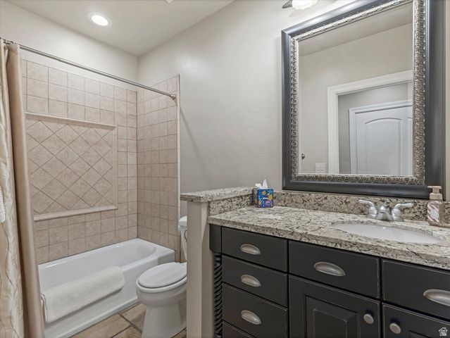 1074 E BLACK FOREST DR, Sandy, UT 84094