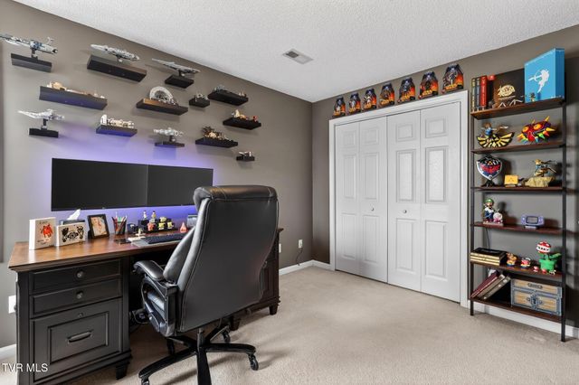 105 Meadow Court, Gray, TN 37615