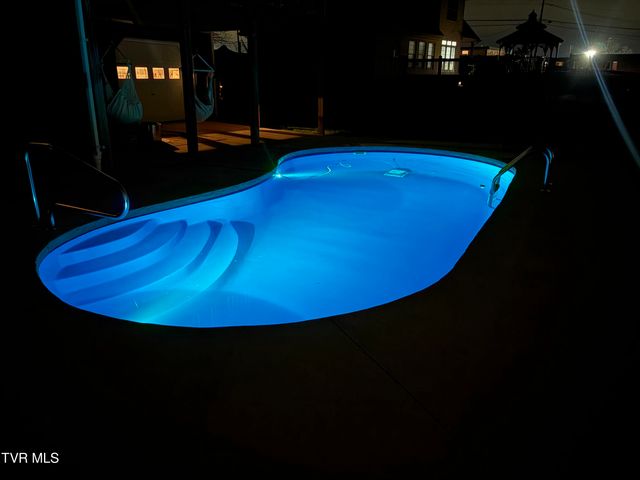 105 Meadow Court, Gray, TN 37615