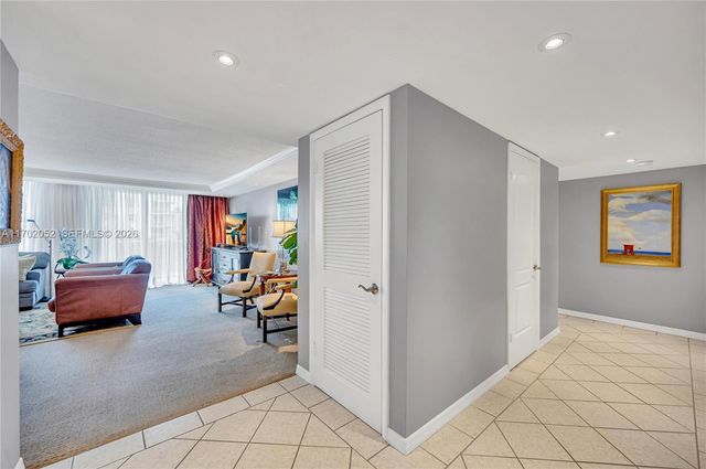 10000 W Bay Harbor Dr 401, Bay Harbor Islands, FL 33154