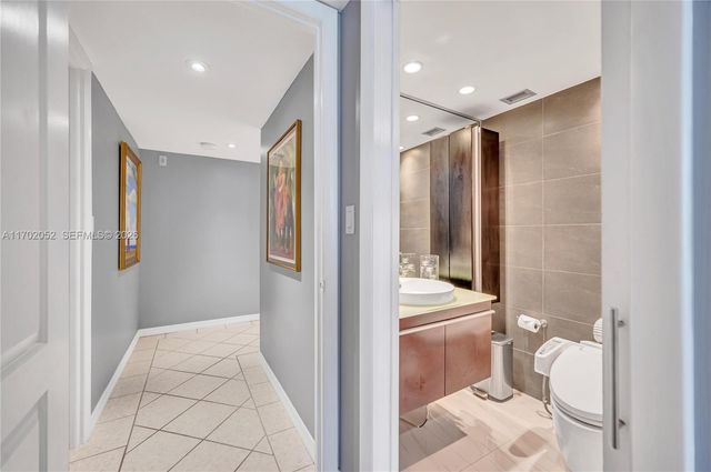 10000 W Bay Harbor Dr 401, Bay Harbor Islands, FL 33154