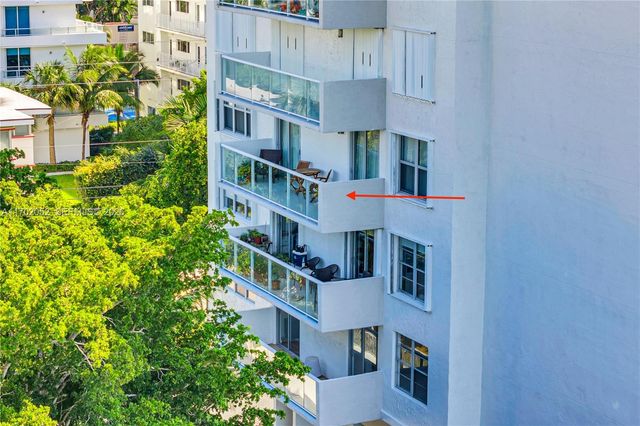 10000 W Bay Harbor Dr 401, Bay Harbor Islands, FL 33154