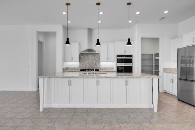 87 Zinfandel, Rancho Mirage, CA 92270