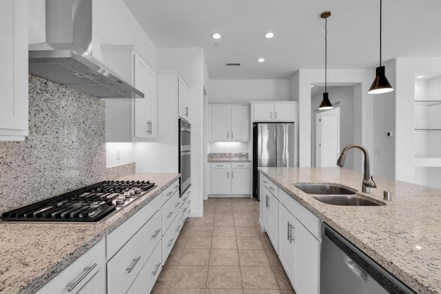 87 Zinfandel, Rancho Mirage, CA 92270