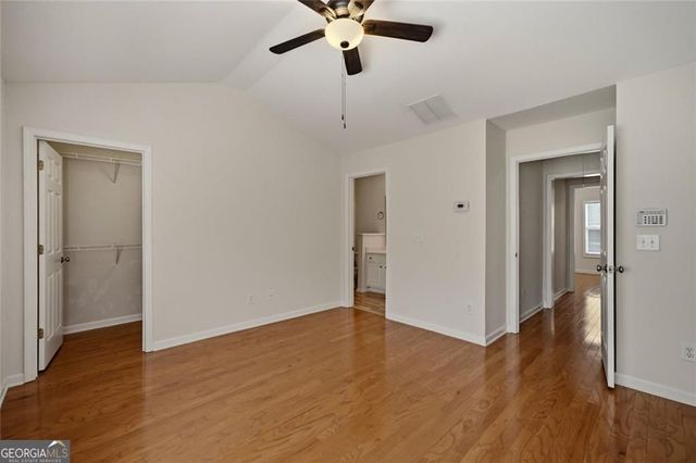 1707 Oakbrook Lane NW, Kennesaw, GA 30152
