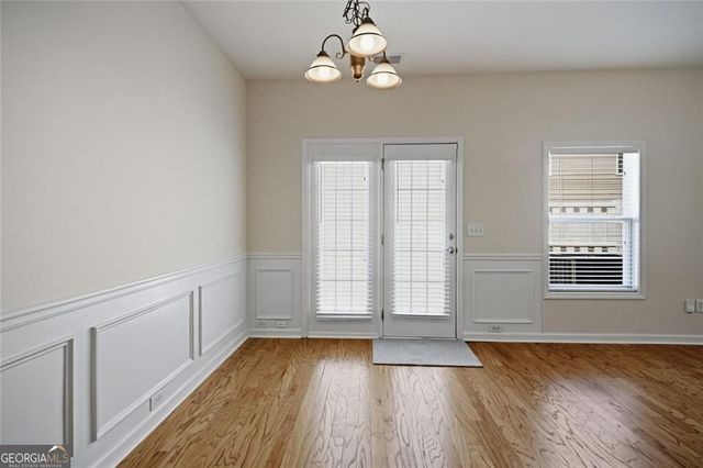 1707 Oakbrook Lane NW, Kennesaw, GA 30152