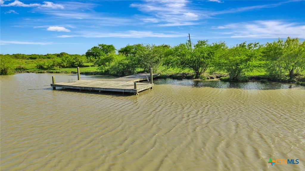 Image 1 of property listing at 000 Sunray Road, Victoria, TX 77905