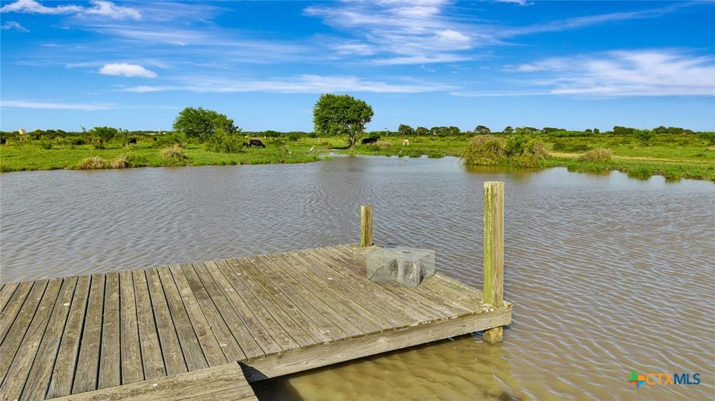 Image 2 of property listing at 000 Sunray Road, Victoria, TX 77905
