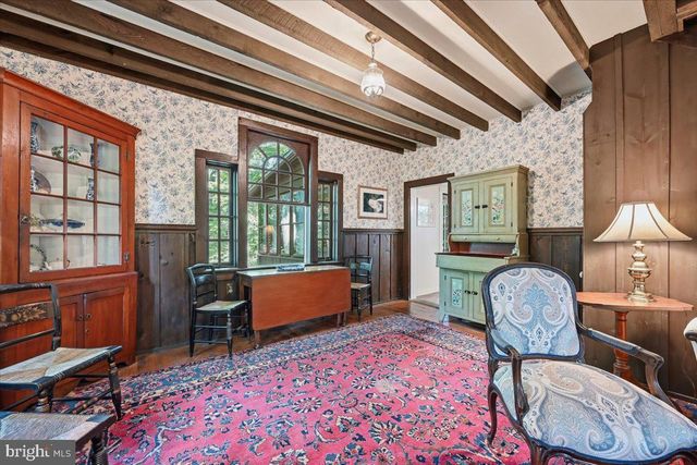 90 OAK LN, Pocono Manor, PA 18349
