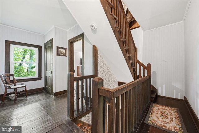 90 OAK LN, Pocono Manor, PA 18349