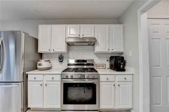 370 Manor Glen Drive, Suwanee, GA 30024