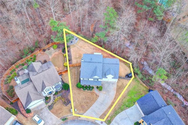 370 Manor Glen Drive, Suwanee, GA 30024