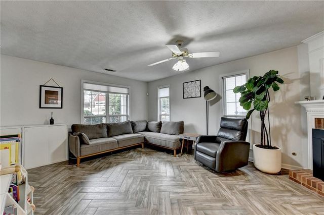 370 Manor Glen Drive, Suwanee, GA 30024