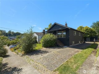 3526 S Bennett Street, Seattle, WA 98118