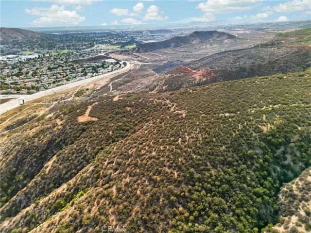 2 Hill West, San Bernardino, CA 92407