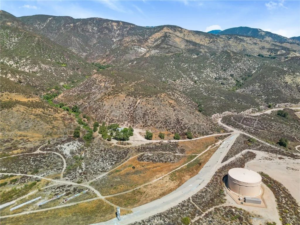 2 Hill West, San Bernardino, CA 92407