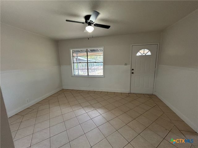 236 Hilltop Drive, Victoria, TX 77905