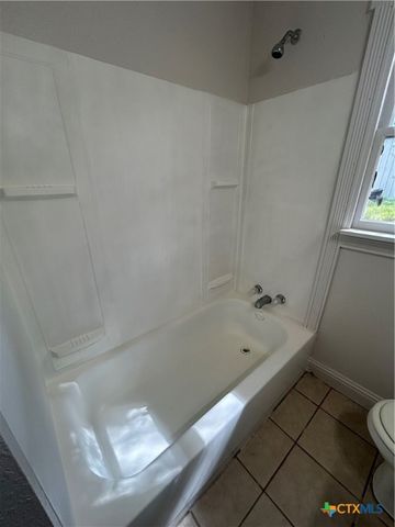 236 Hilltop Drive, Victoria, TX 77905