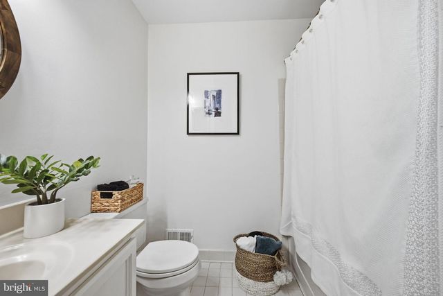 9 ROGER VALLEY CT, Baltimore, MD 21234