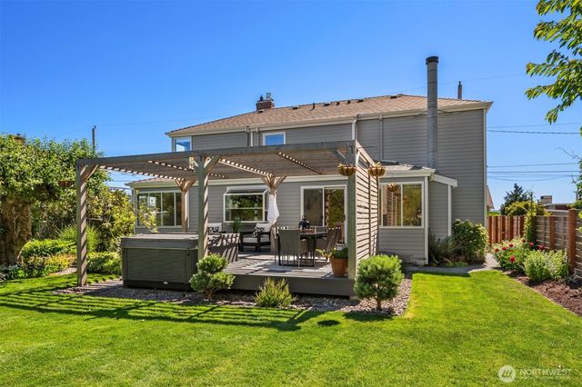 11280 Marine View Drive SW, Seattle, WA 98146