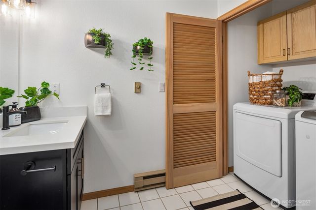 11280 Marine View Drive SW, Seattle, WA 98146