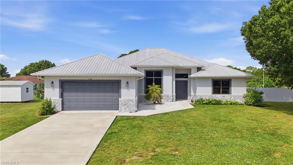 7038 Tide CIR, LABELLE, FL 33935 — exterior