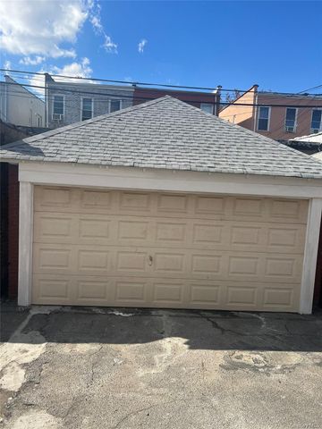 32-50 87 St FL 2, East Elmhurst, NY 11369