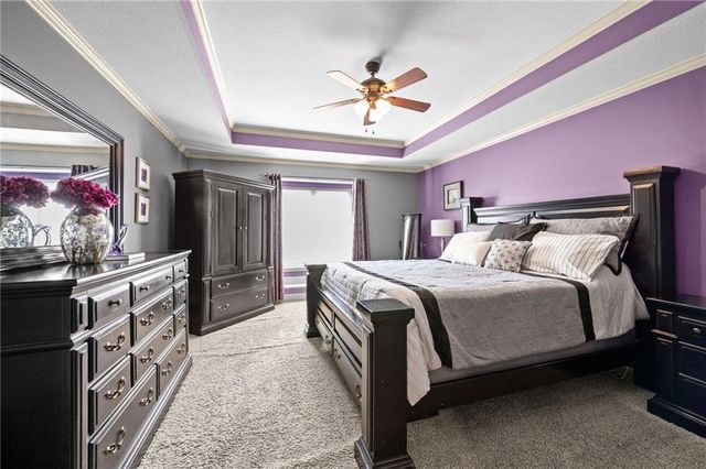 911 Chisam Road, Kearney, MO 64060