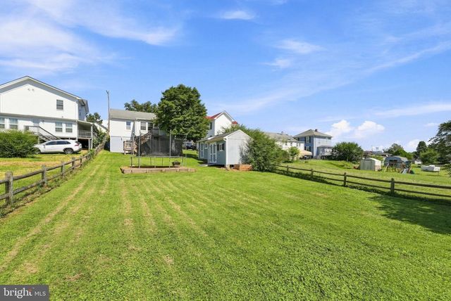 525 FIRST ST., Culpeper, VA 22701