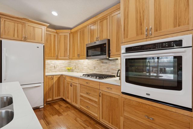 2215 Greenfield Drive E, Northfield, MN 55057