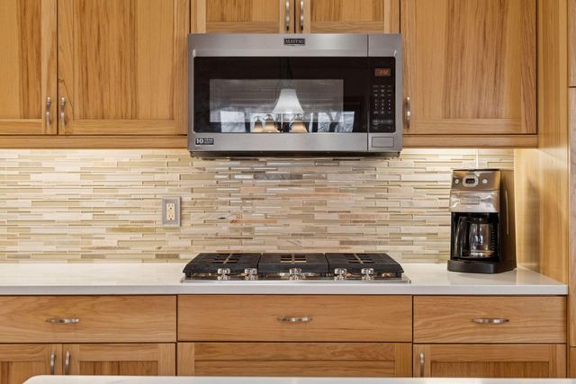 2215 Greenfield Drive E, Northfield, MN 55057