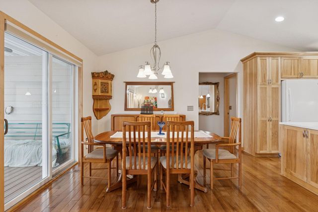 2215 Greenfield Drive E, Northfield, MN 55057