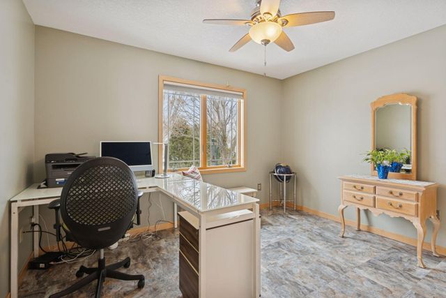 2215 Greenfield Drive E, Northfield, MN 55057