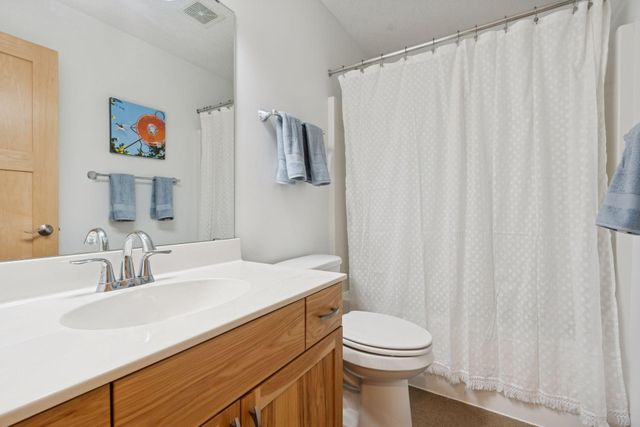 2215 Greenfield Drive E, Northfield, MN 55057