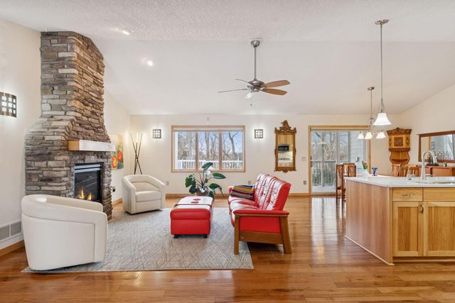 2215 Greenfield Drive E, Northfield, MN 55057