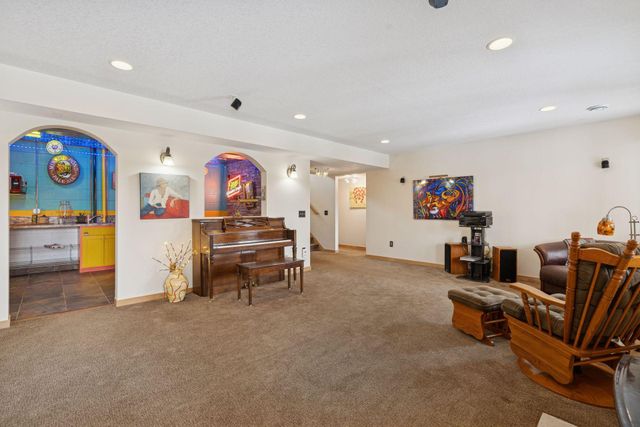 2215 Greenfield Drive E, Northfield, MN 55057