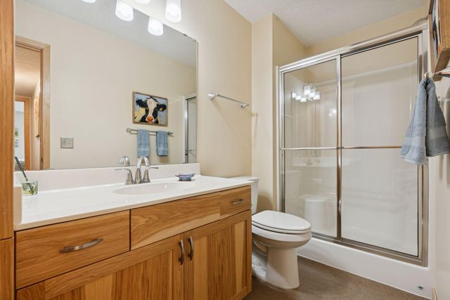 2215 Greenfield Drive E, Northfield, MN 55057