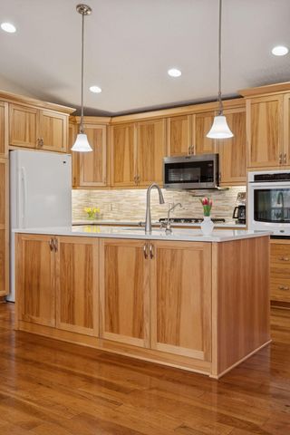 2215 Greenfield Drive E, Northfield, MN 55057