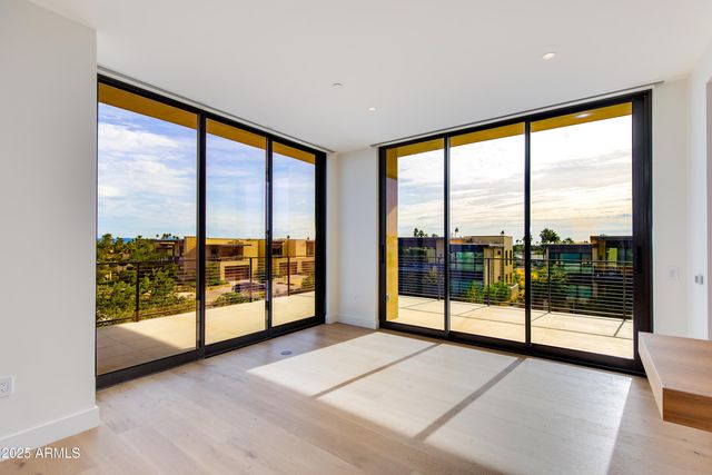 4849 N Camelback Ridge Drive A202, Scottsdale, AZ 85251