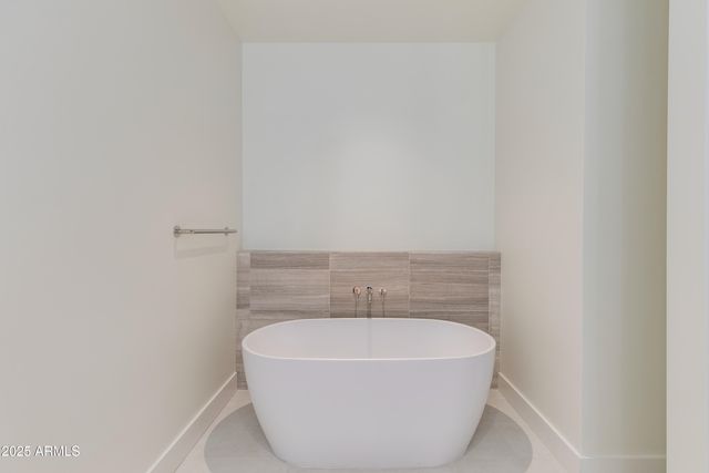 4849 N Camelback Ridge Drive A202, Scottsdale, AZ 85251