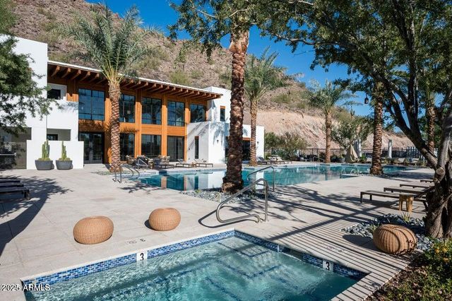 4849 N Camelback Ridge Drive A202, Scottsdale, AZ 85251