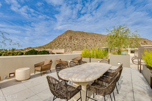 4849 N Camelback Ridge Drive A202, Scottsdale, AZ 85251
