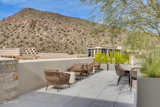 4849 N Camelback Ridge Drive A202, Scottsdale, AZ 85251