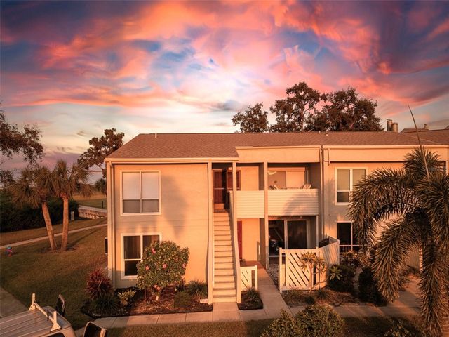 656 WINDRUSH BAY DRIVE 656, Tarpon Springs, FL 34689