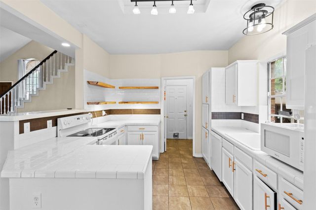 11105 Forest Breeze, Live Oak, TX 78233